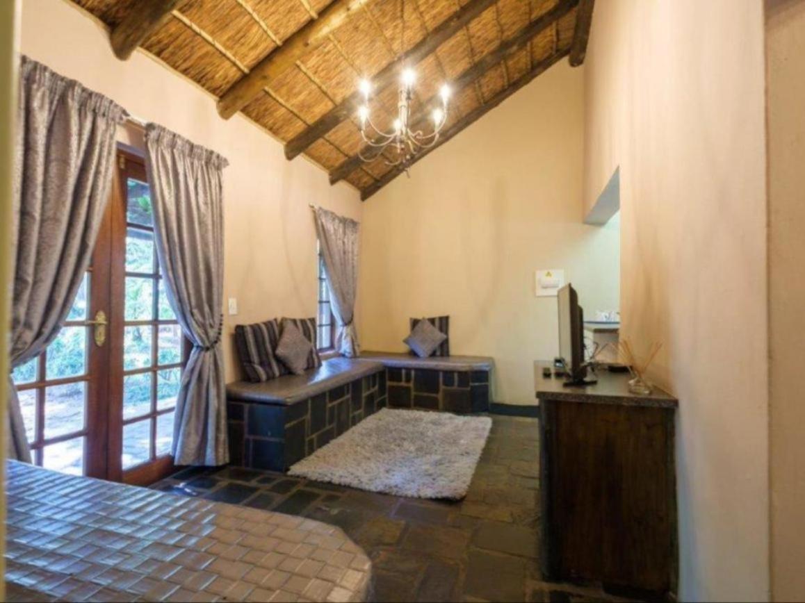Motozi Lodge Pelindaba Room photo