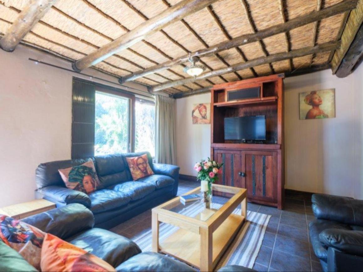 Motozi Lodge Pelindaba Room photo